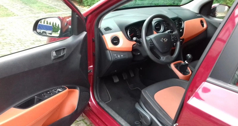 Hyundai i10 cena 26800 przebieg: 108000, rok produkcji 2014 z Garwolin małe 56